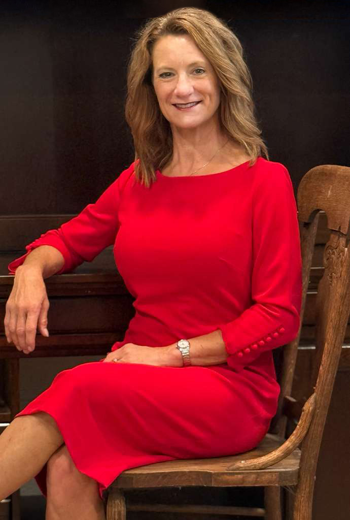 Portrait of the bookkeeper behind LRP Bookkeeping Services